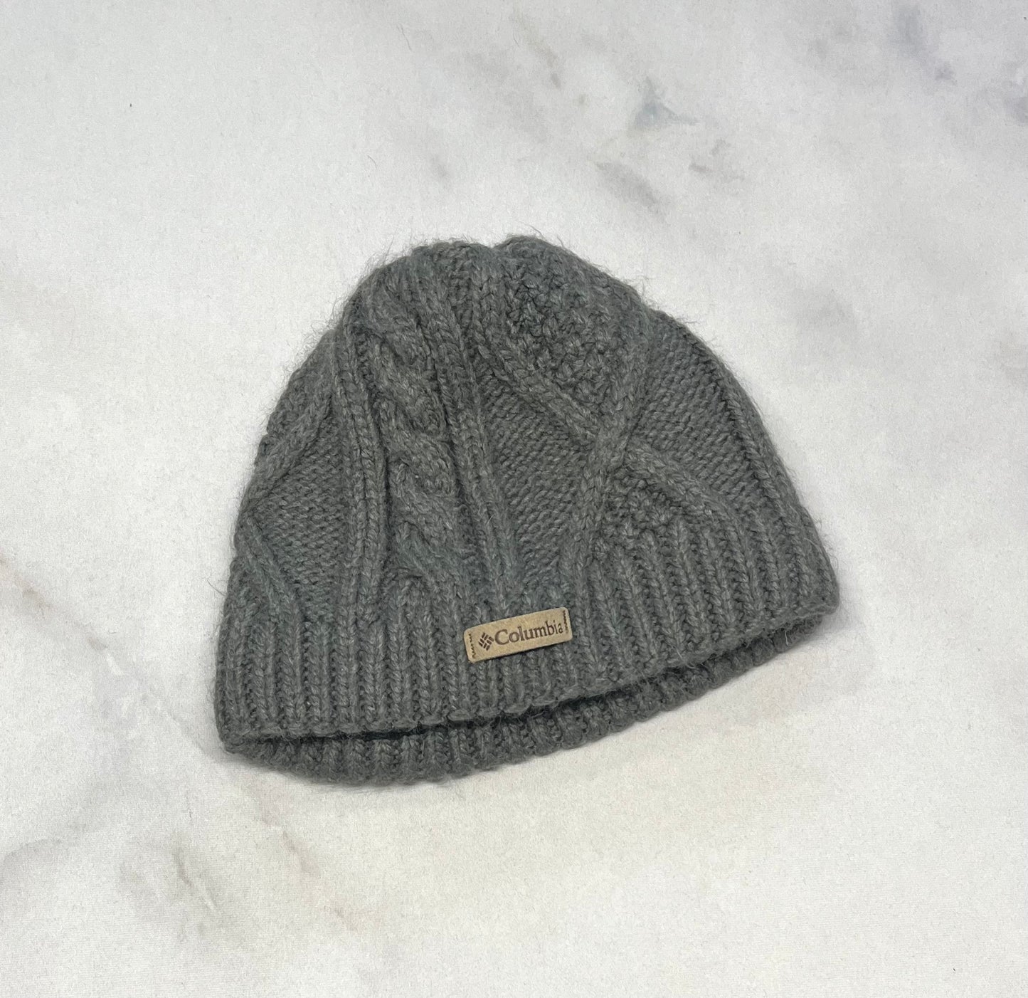 Columbia : Tuque chaude stretch intérieur en velour doux comme neuve fait 2-3 ans.