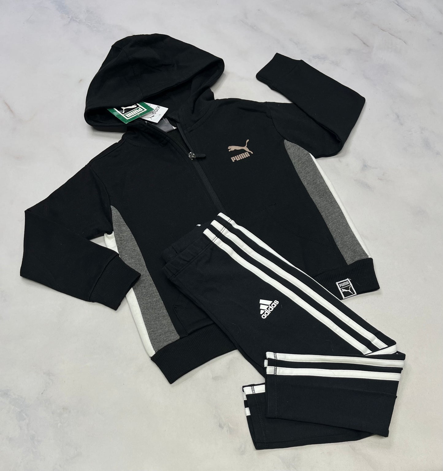 Duo neuf : Puma et Adidas 4 ans