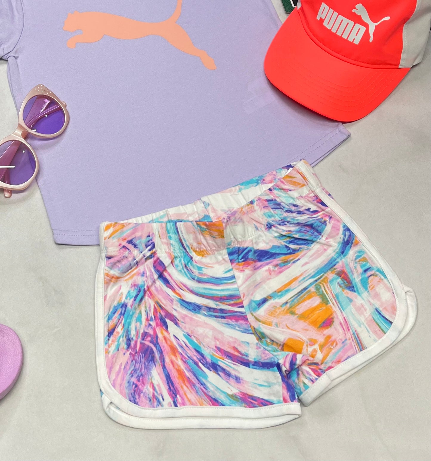 💜 Short : 4 ans fille neuve .