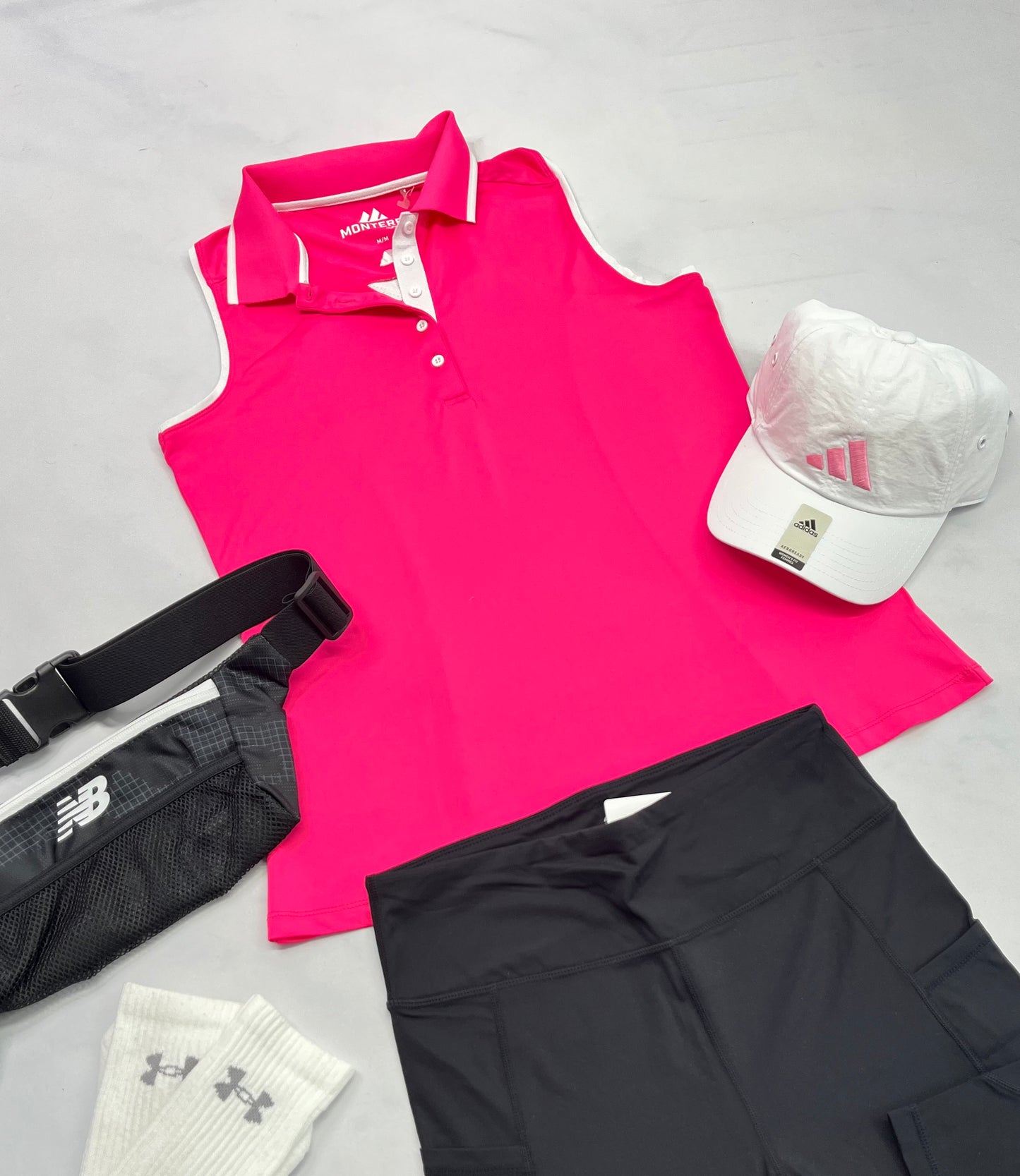 ☀️ Polo : sans manche en tissu de sport extensible M/ femme stretch comme neuf juste un mini micro point .