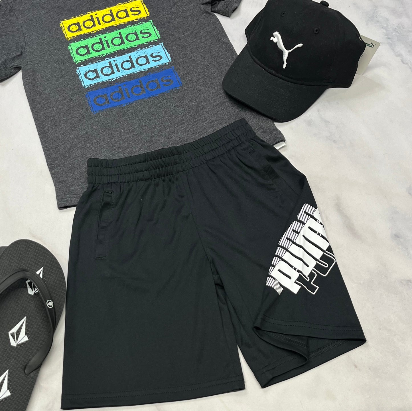 ☀️ Bermuda : Puma en tissu de sport 6 ans garçon neuf !