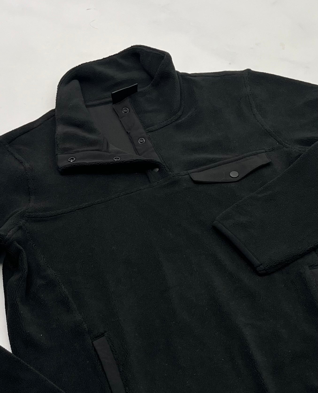 Manche longue : tout doux et stretch neuf! 2x small femme relax fit . ( noir ).