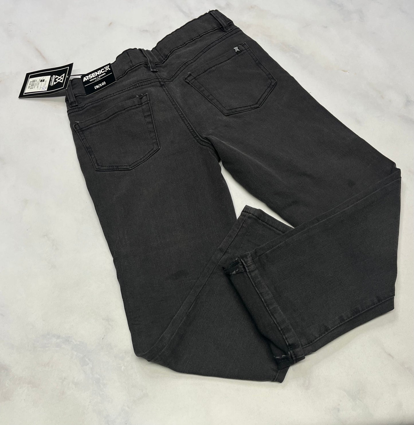 SOLDE! Jeans : Arsenic 9-10 ans garçon neuf mais 2 ombrages flou au dos .