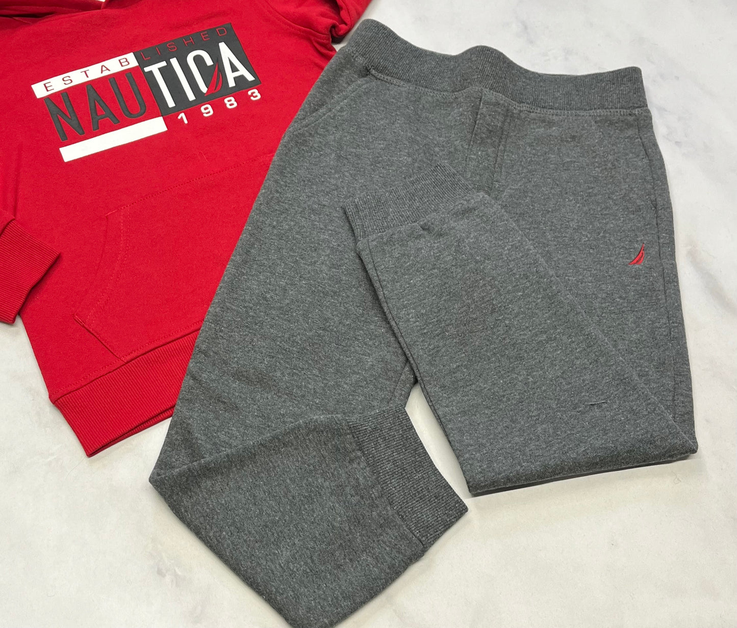 Nautica : Ensemble en doux ouaté 5 ans neuf !