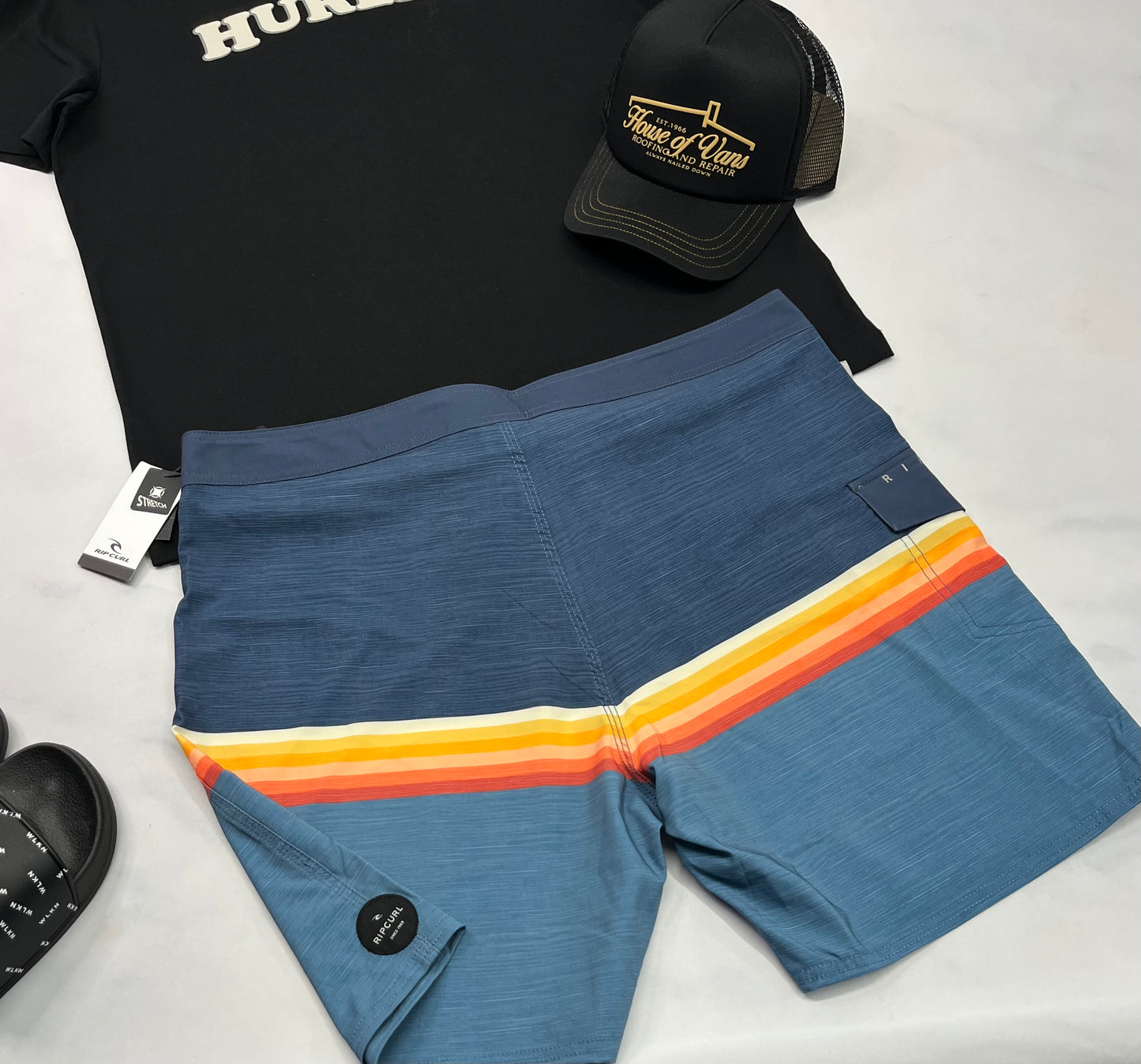 ☀️Board short : Ripcurl tissu léger Gr:36 homme tissu léger qui sèche rapidement .