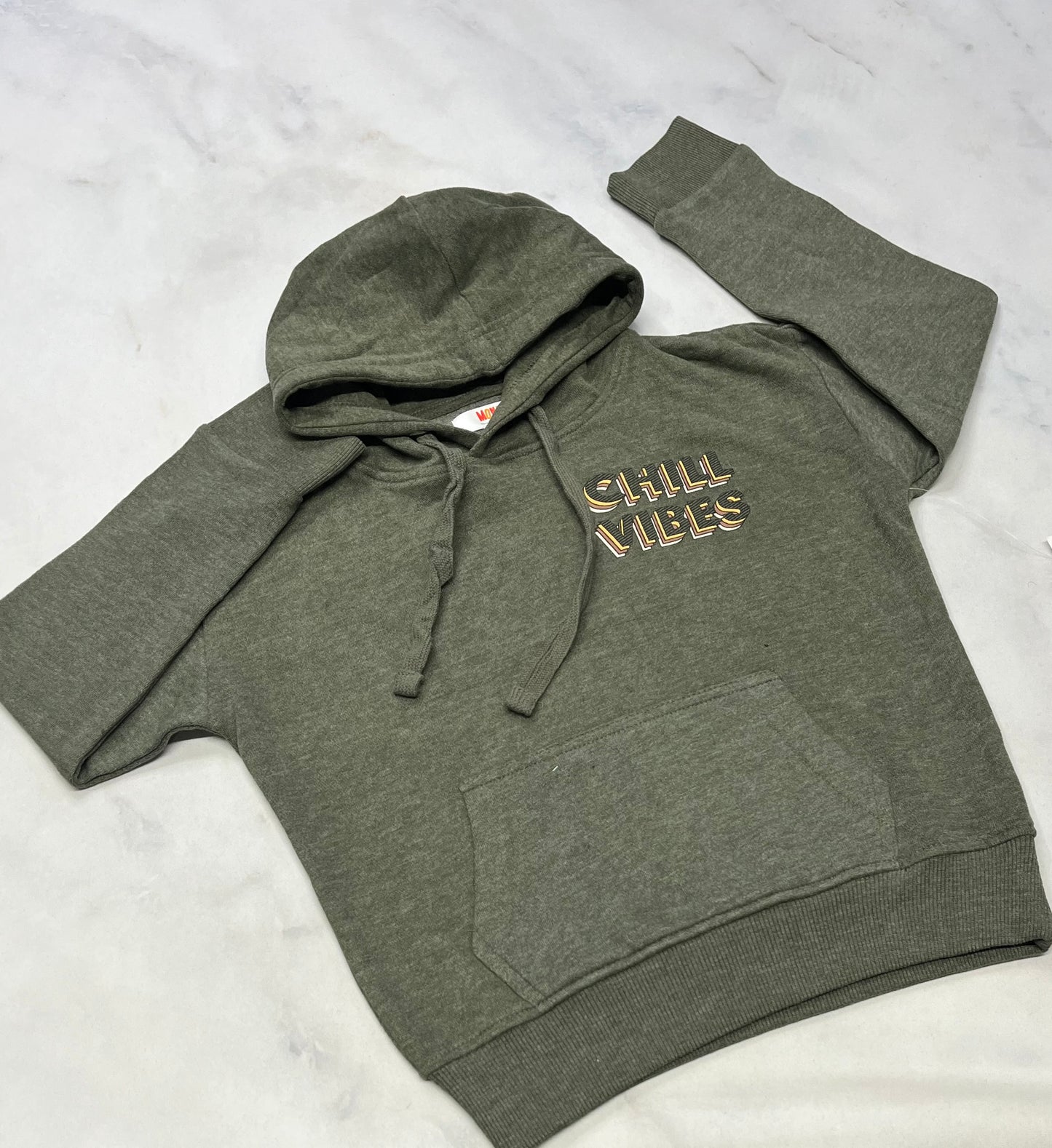 Cagoule : Ouaté neuve 5-6 ans fille . Coupe tendance .