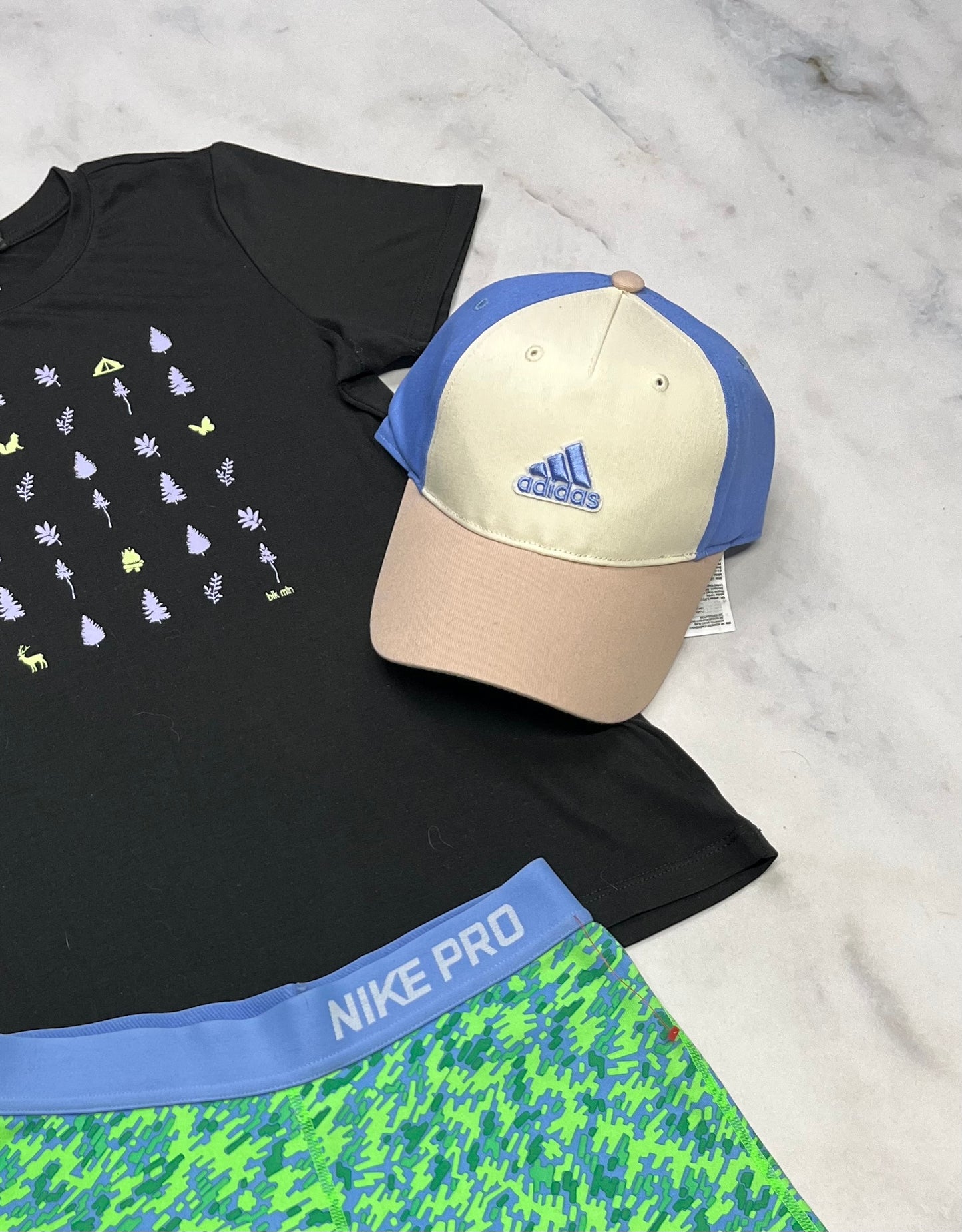 🌴 Casquette Adidas femme : Fait + Ado ! ajustable neuve . Couleur tendance !