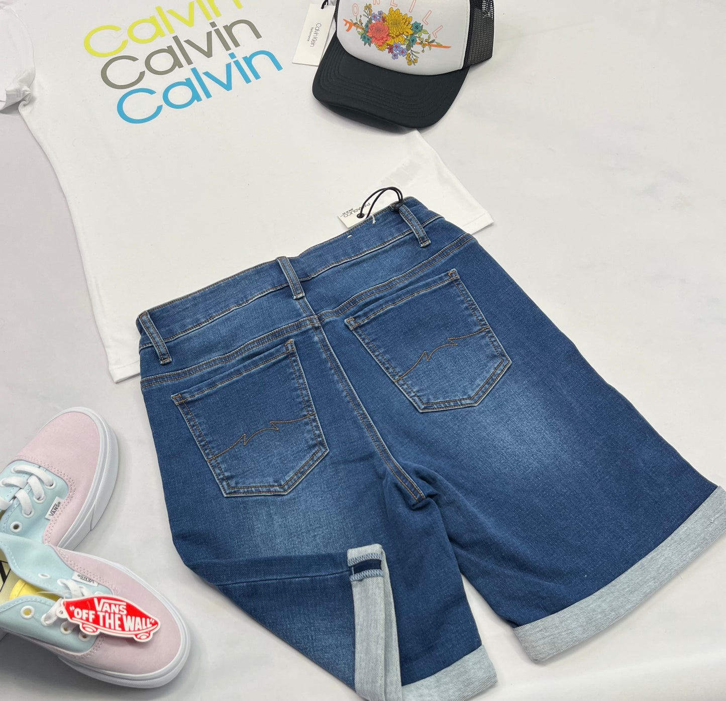 🩵 Bermuda : Jeg. Jeans mou stretch Parasuco fait XS/3 ans femme neuf!