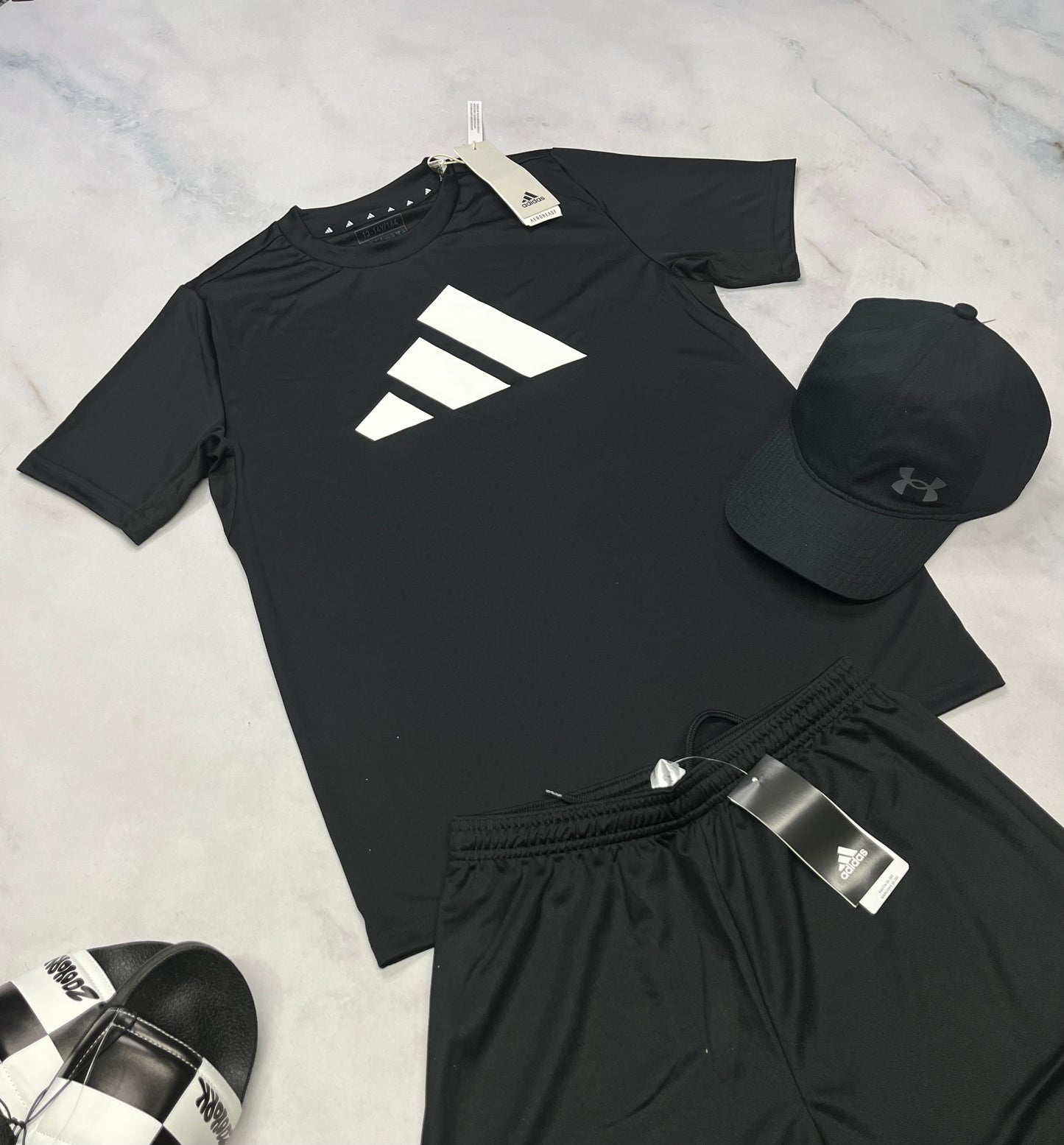 🌴 Adidas : Manche courte tissu de sport 13-14 ans garçons neuf !