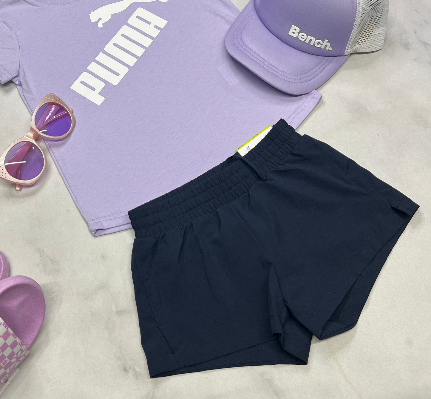 💜 Short : Marine en tissu de sport souple avec sous culotte intégré fait 4 ans fille neuve .