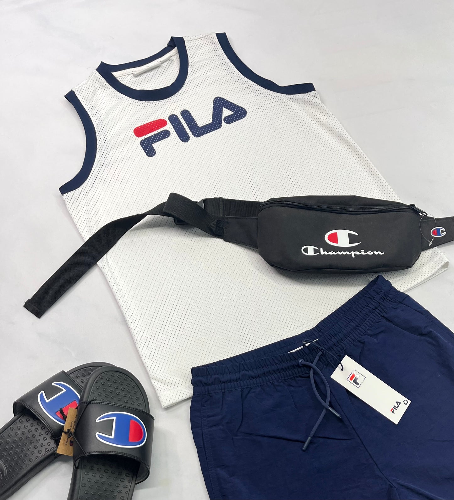 ☀️Camisole : Fila en tissu de sport style filet qui respire M/ homme comme neuve .