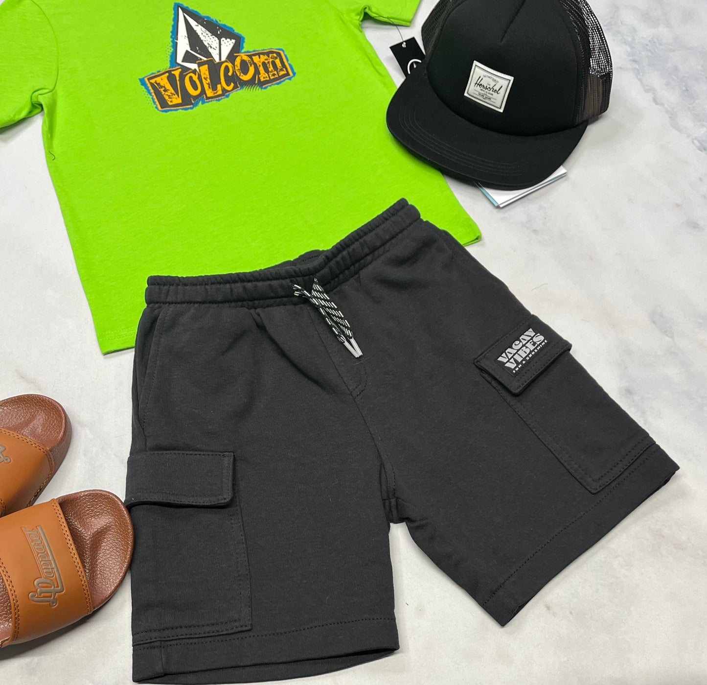 đ” Bermuda cargo : charcoal 5 ans garçon neuf !
