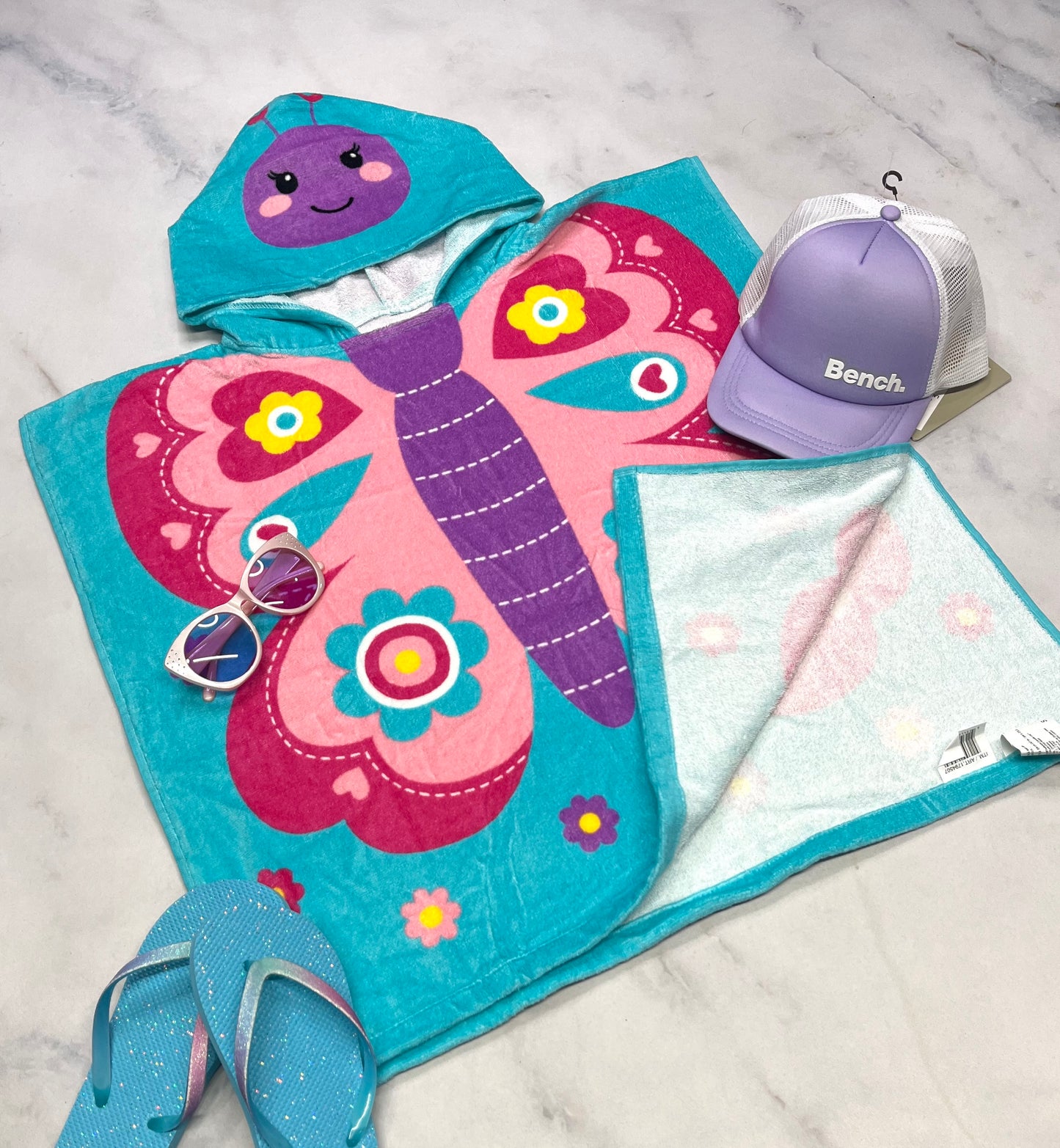 🌴 Serviette: avec capuchon O/S enfant neuve !