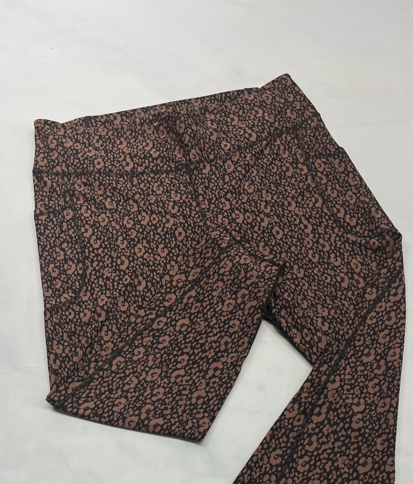 Skinny sport : neuf ! Beau tissu avec poches sur les côtés . XXL et 2XL femme .