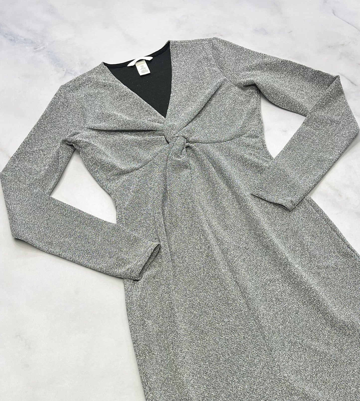 Robe : tissu argenté stretch de partout brillante fait XS/ femme neuve .