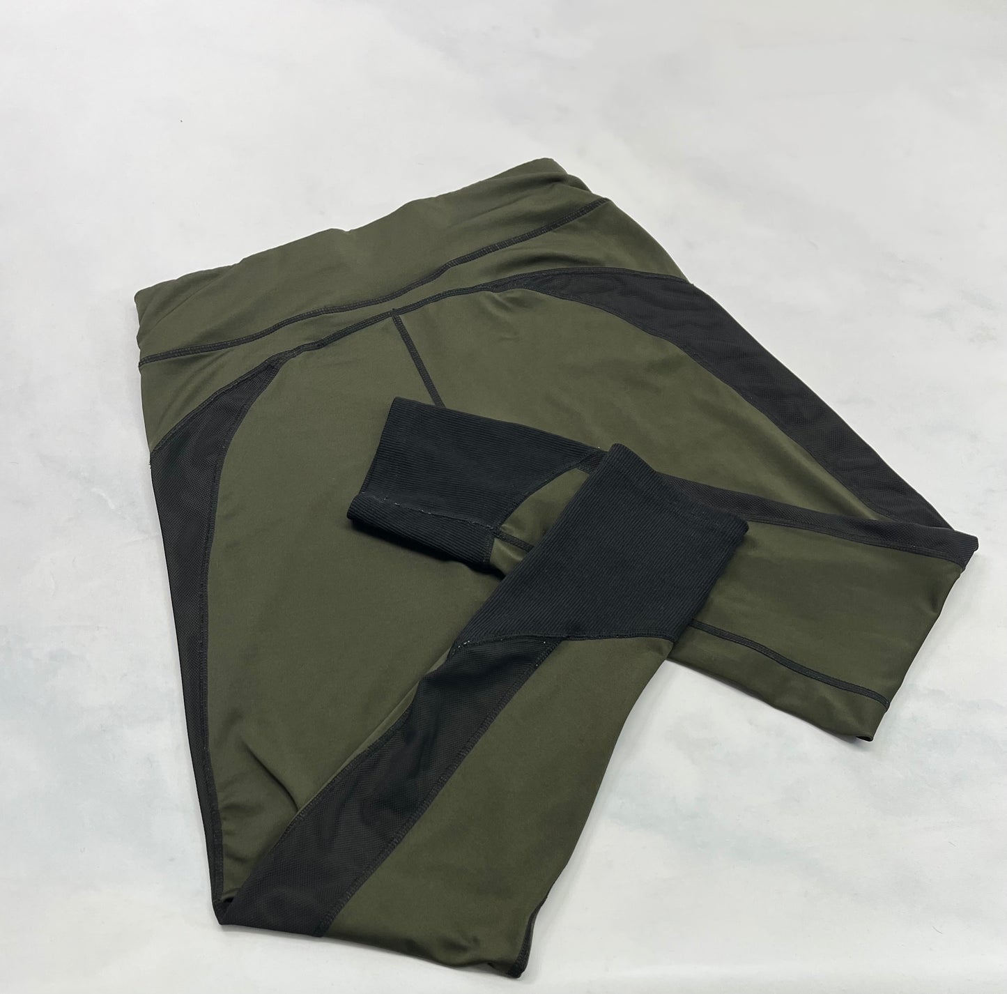 ..skinny sport : ML( fait 8-10 ans ) femme comme neuf!