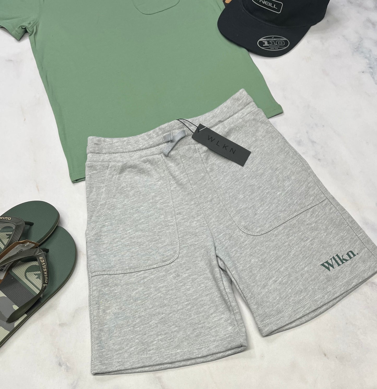 🌴 WLKN : Bermuda en ouaté 12(11-12 ans ) garçon neuf !