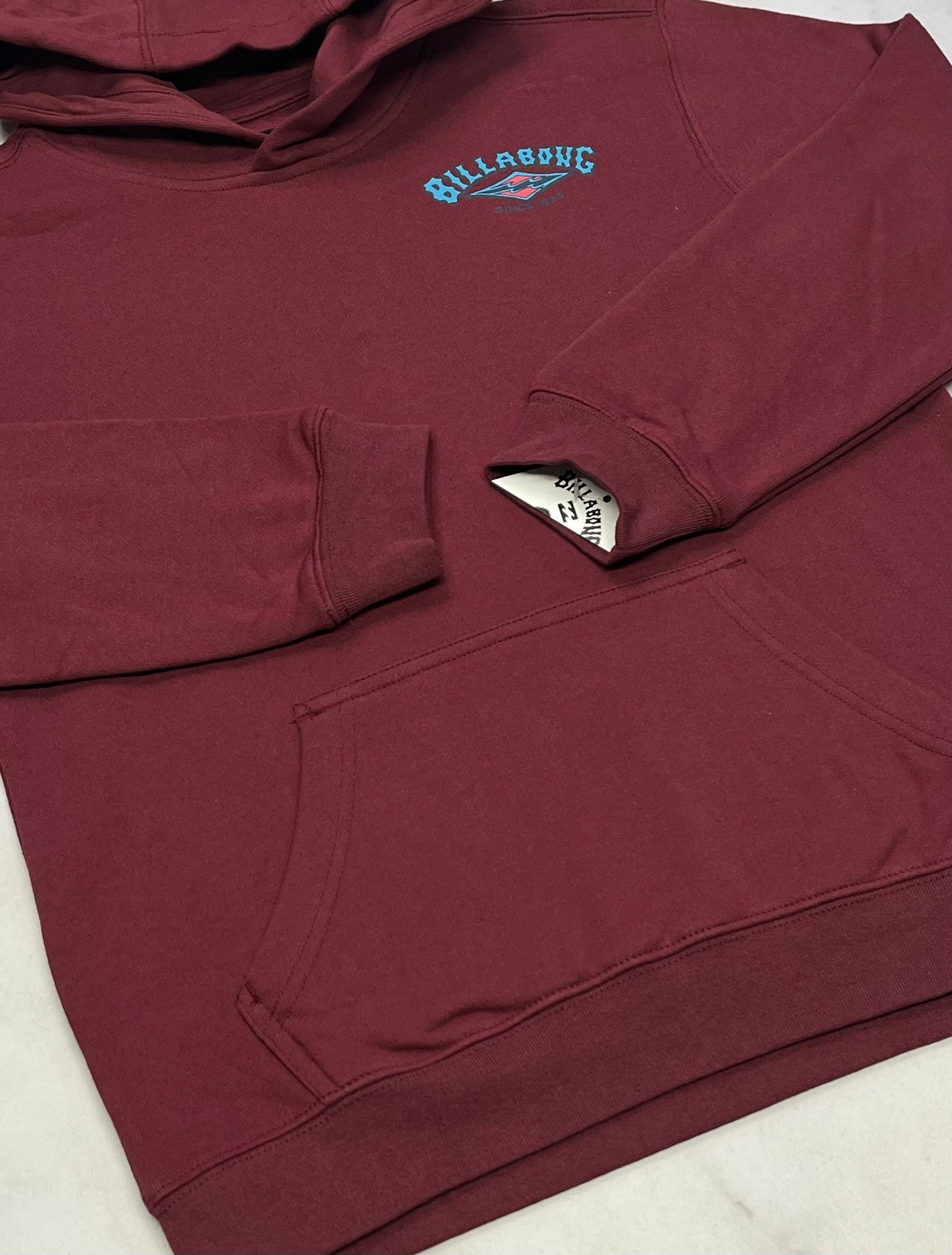 Billabong : Cagoule unisexe ouaté bourgogne neuve ! 10-12 ans et 14-16 ans .