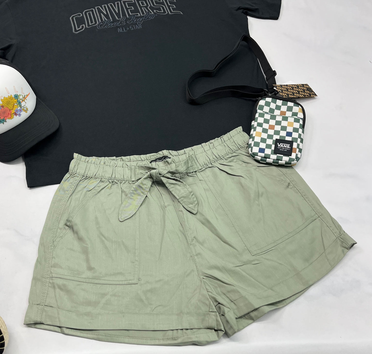 🌿 Short verte : fait L(10-12 ans femme ) neuve ! Molle confo .