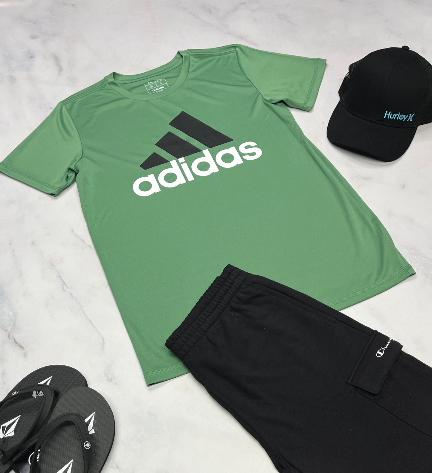 🤩 T-Shirt : Adidas en tissu de sport stretch 18-20 ans garçon neuf !