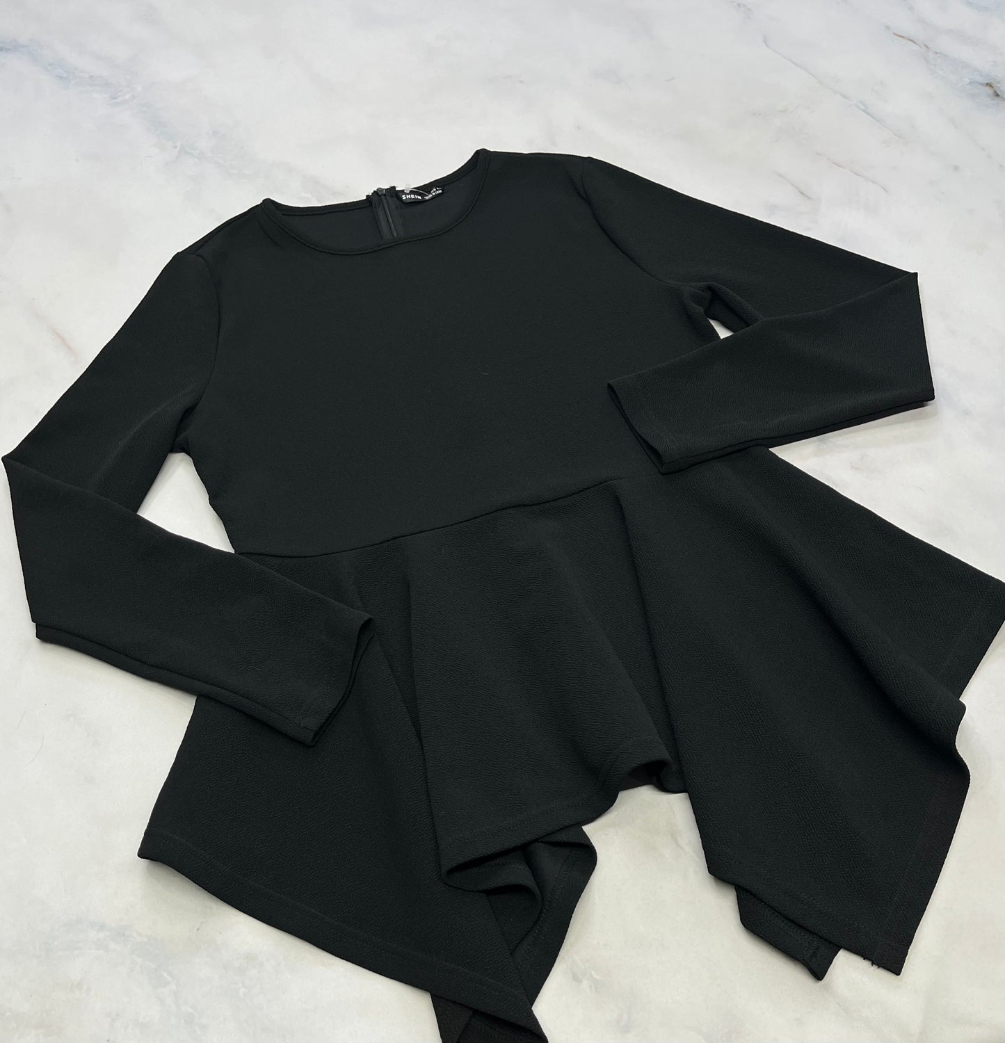 Manche longue : SHEIN ! Tissu chic mou fait M/ femme comme neuf !