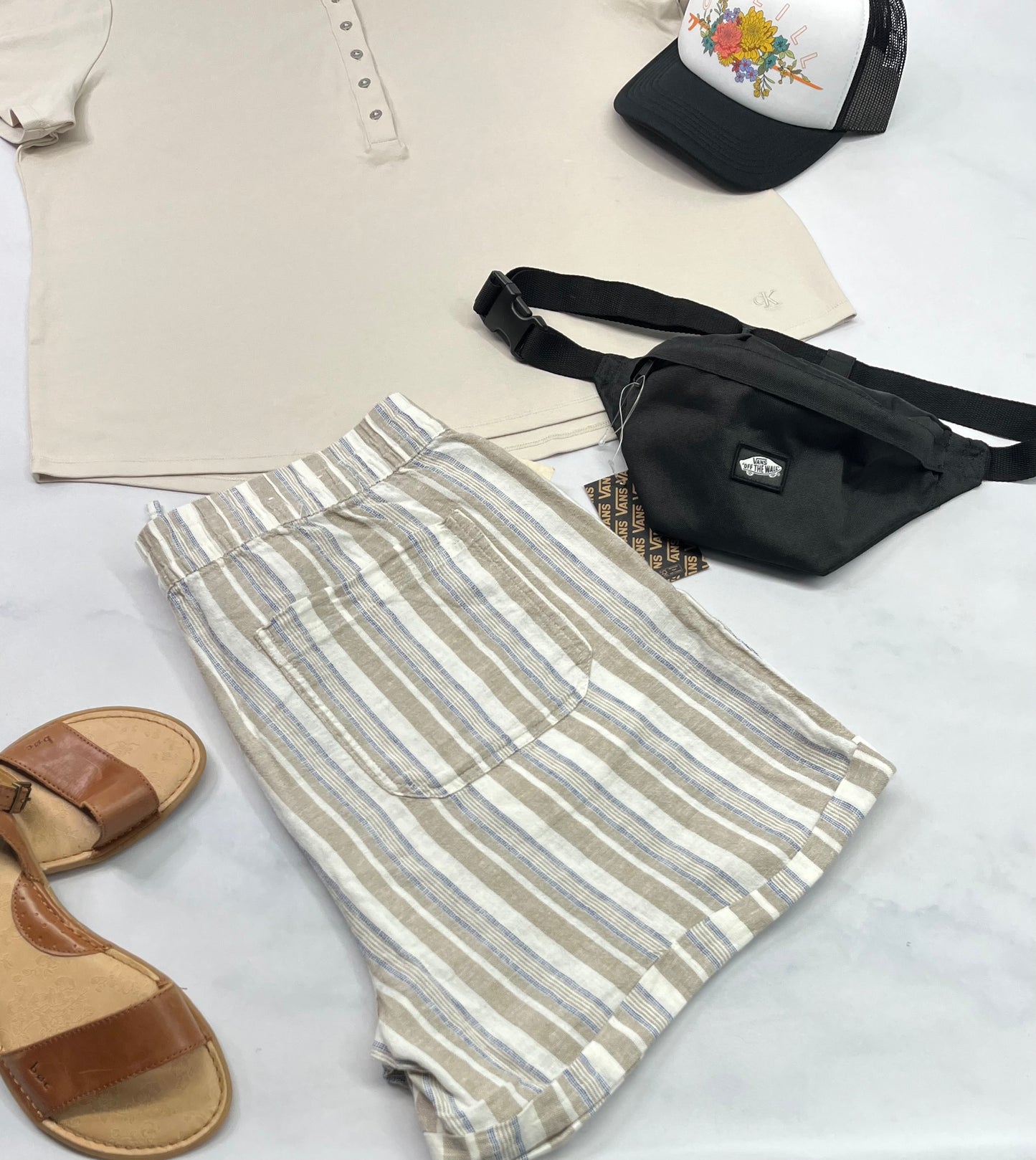 🌿 Short : look lin Frank et OAK fait XL et fait XXL femme souple confo . Neuve ! Élastique et cordon d’ajustement à la taille .
