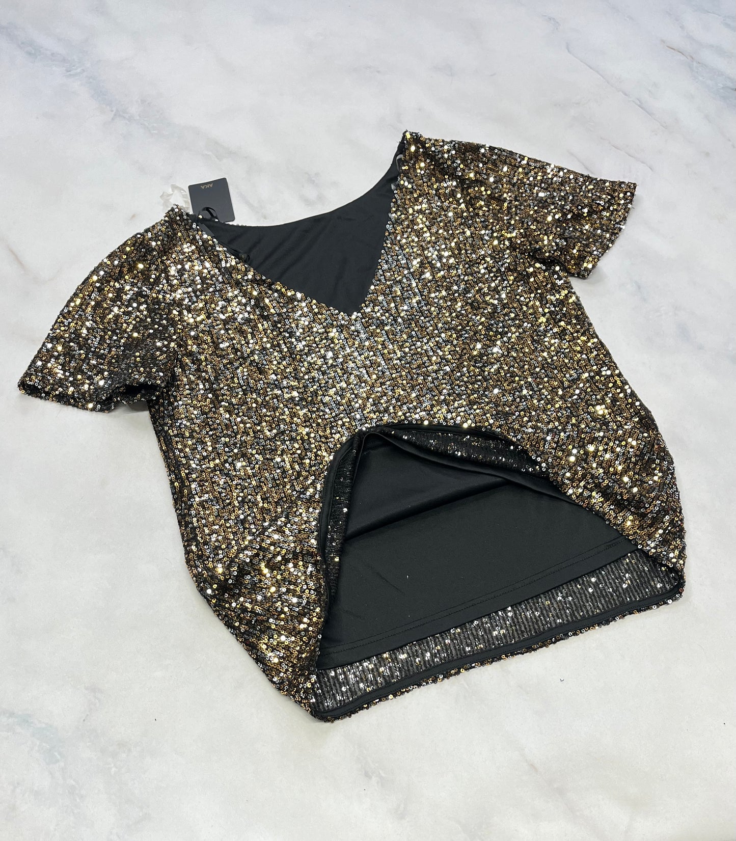 Haut paillettes : or, gris Silver et noir neuf ! Doublure int . Fait Small et fait M/ femme .