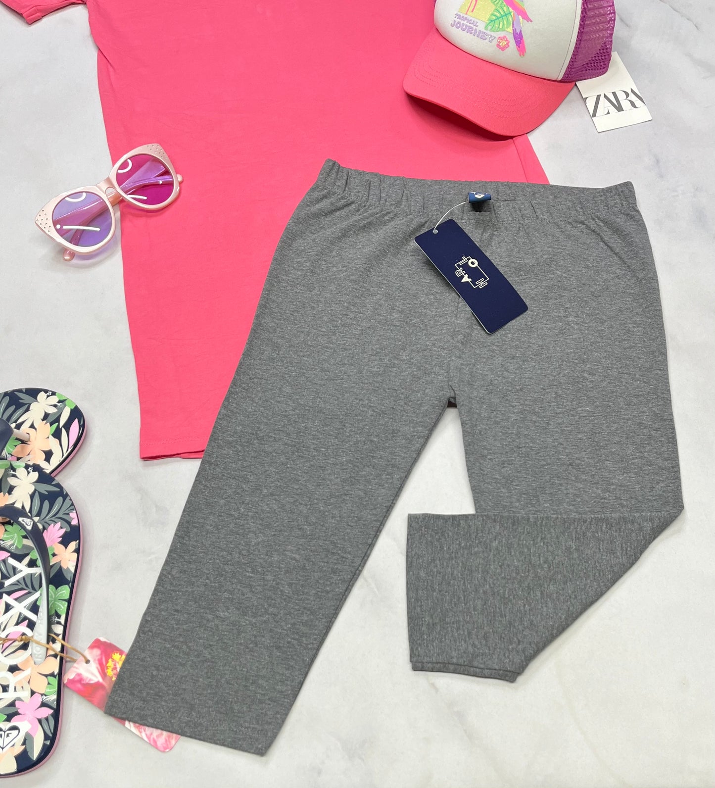🌵 Legging: HARLO 3 quart gris + 10 ans fille neuf .