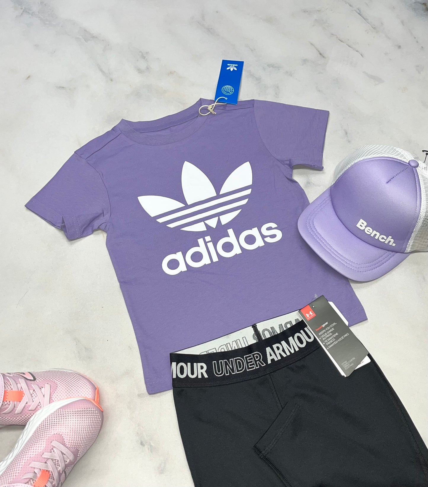 🦄 Manche courte : Adidas 5-6 ans fille neuf !