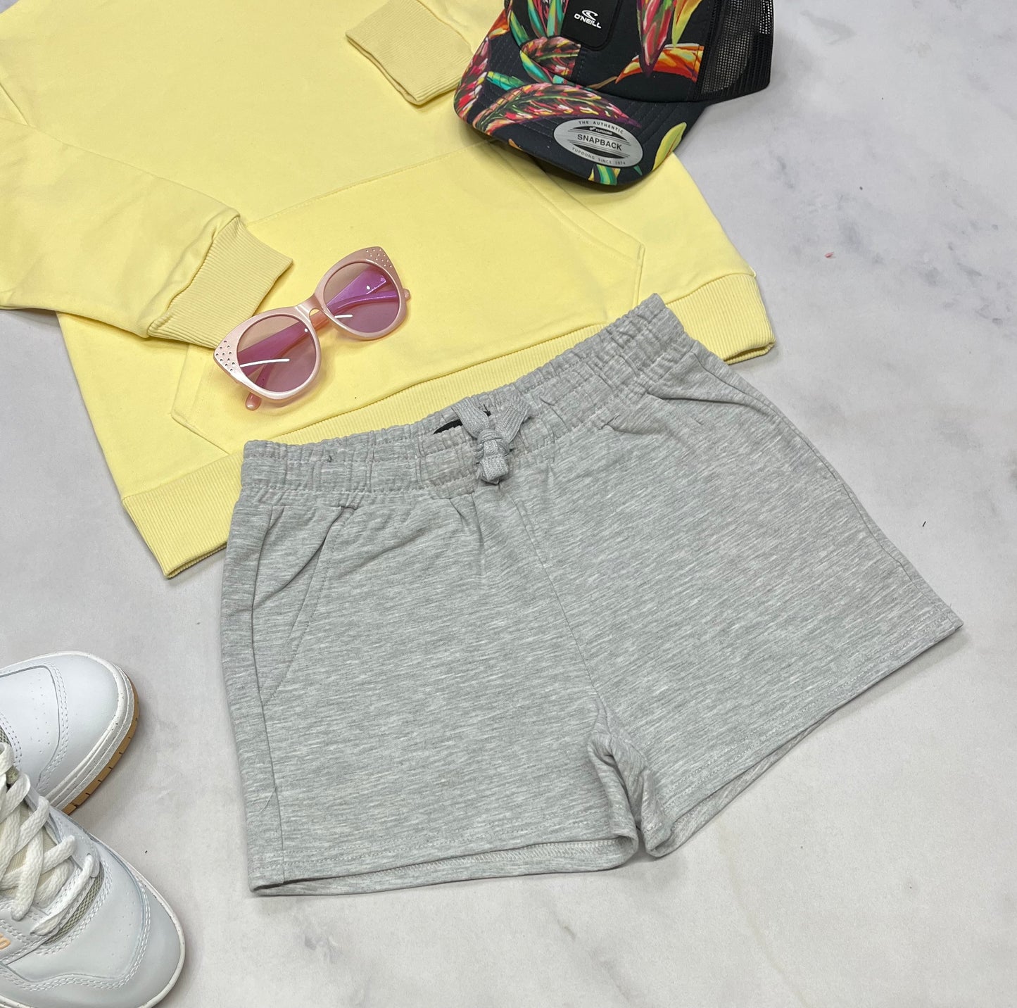 🌻 Short : Ouaté grise Tag 8 neuve !
