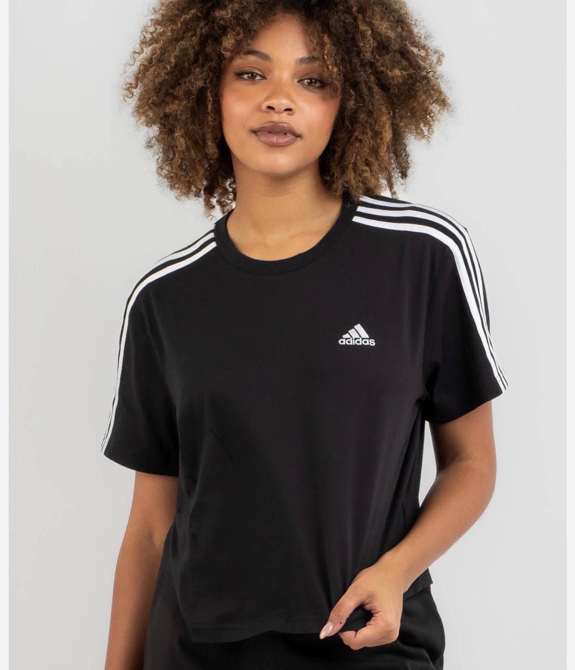 😍 Manche courte : Adidas 2XL femme en coton look écourté neuf .