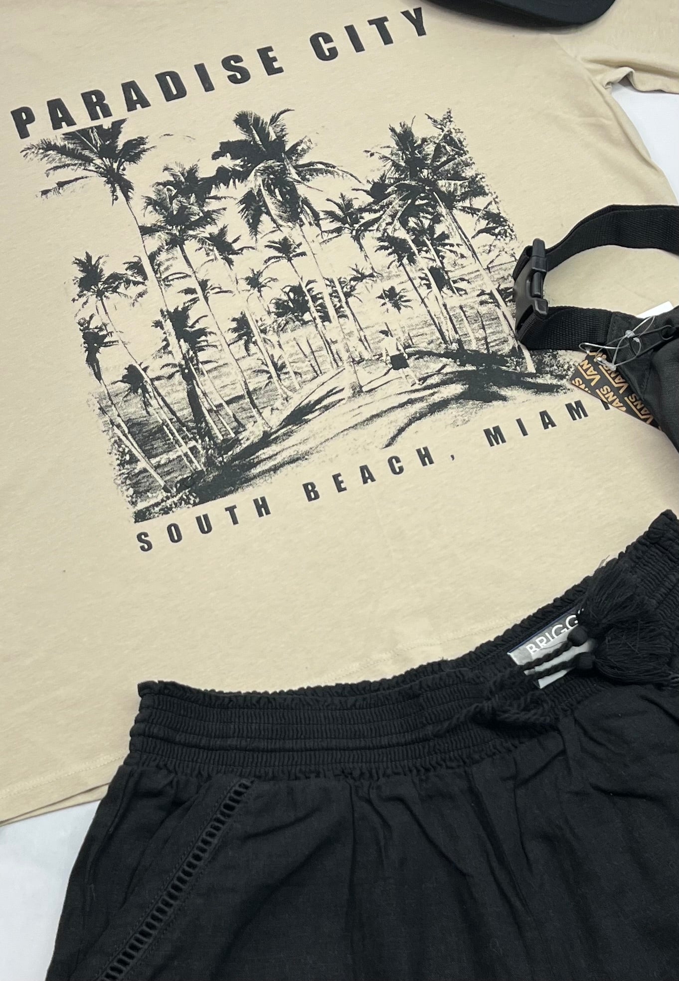 ☀️ T-Shirt Palmier : L/ femme coupe confo neuf !