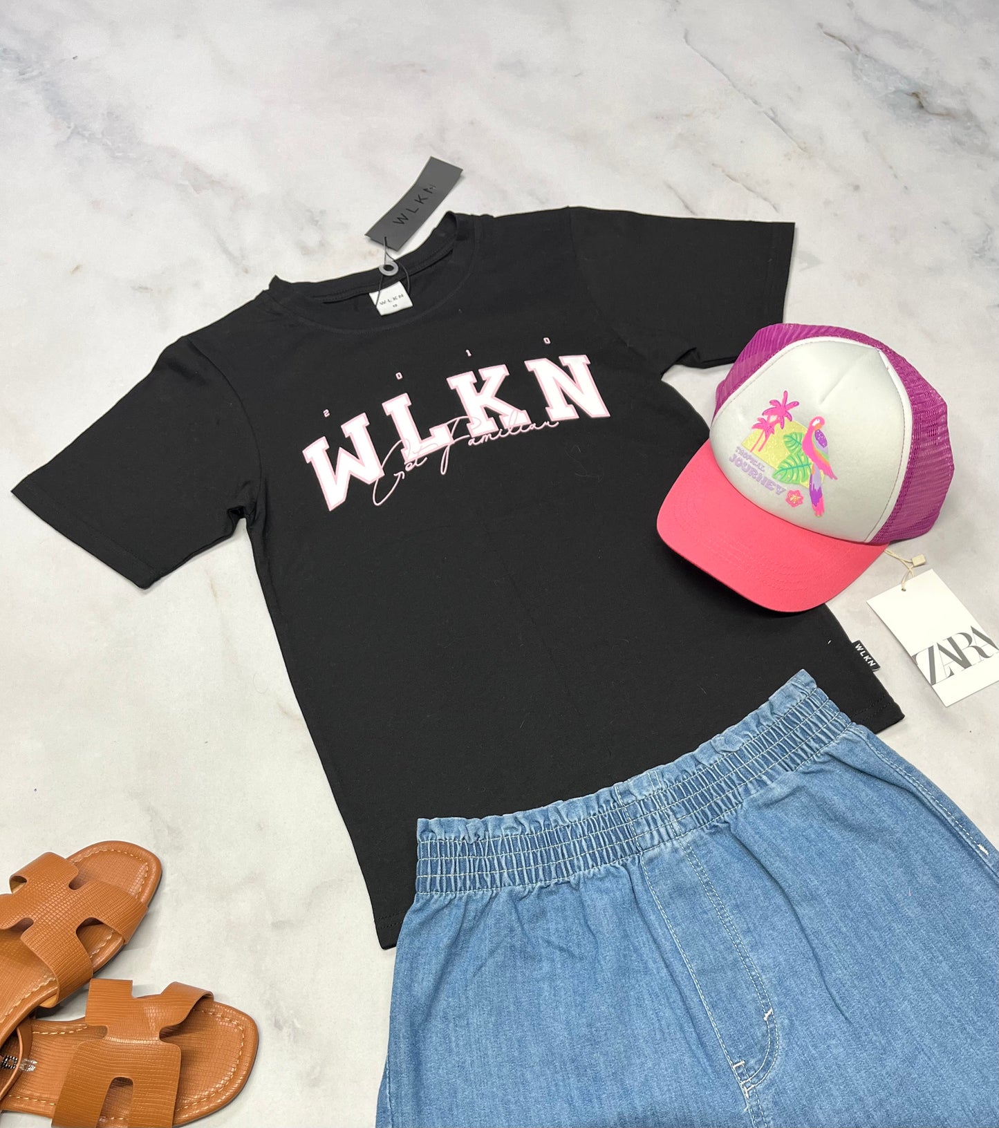 🌷WLKN manche courte : noir écriture blanc et rose + 10 ans fille neuf !