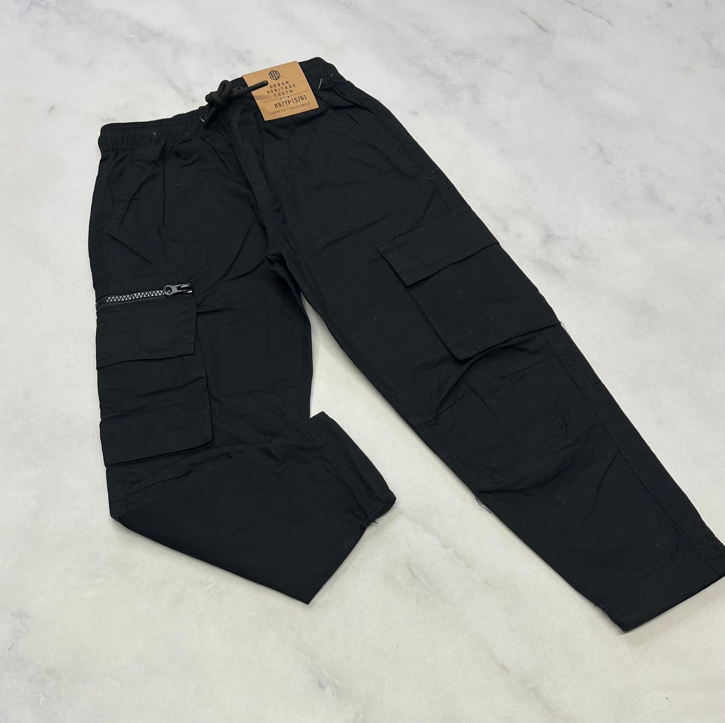 Pantalon cargo: noir coupe confo neuf! 5-6 ans garçon