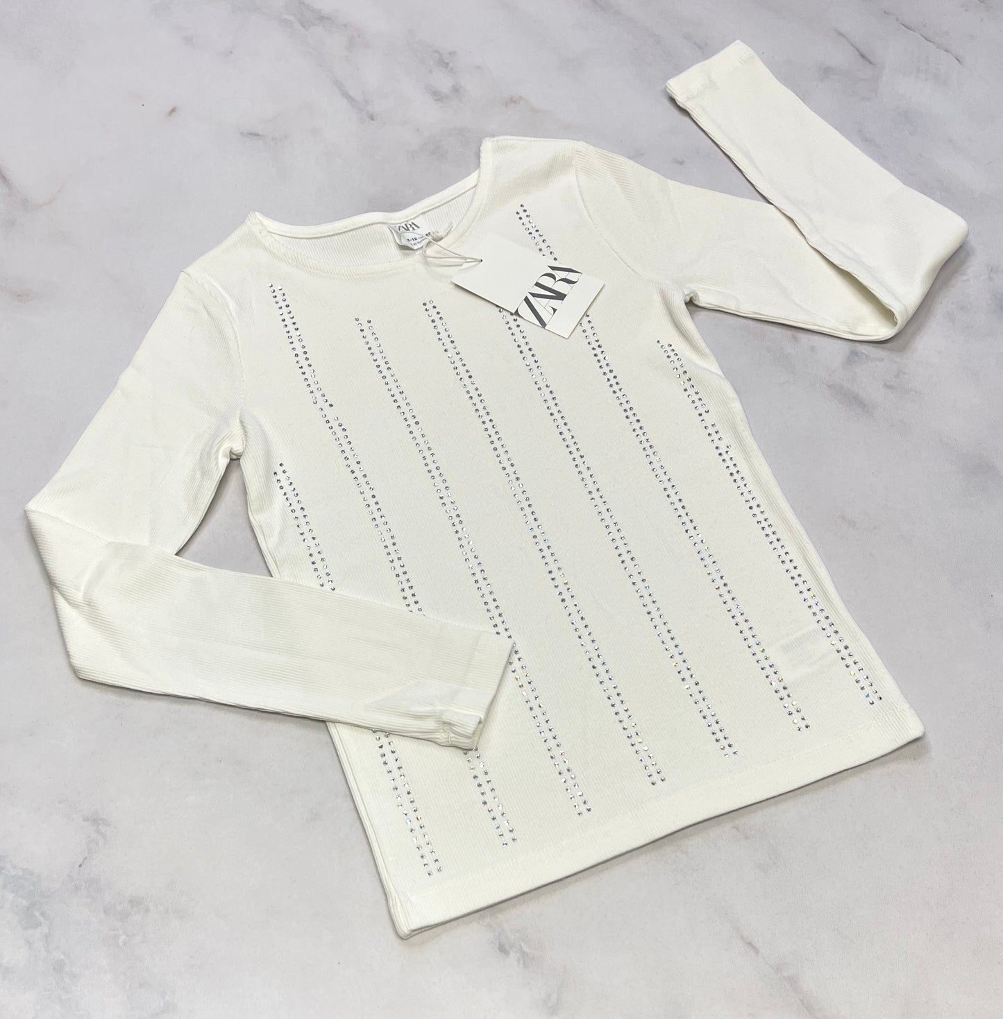 Tricot fin ZARA : avec strass brillant fait 9-10 ans fille neuf !