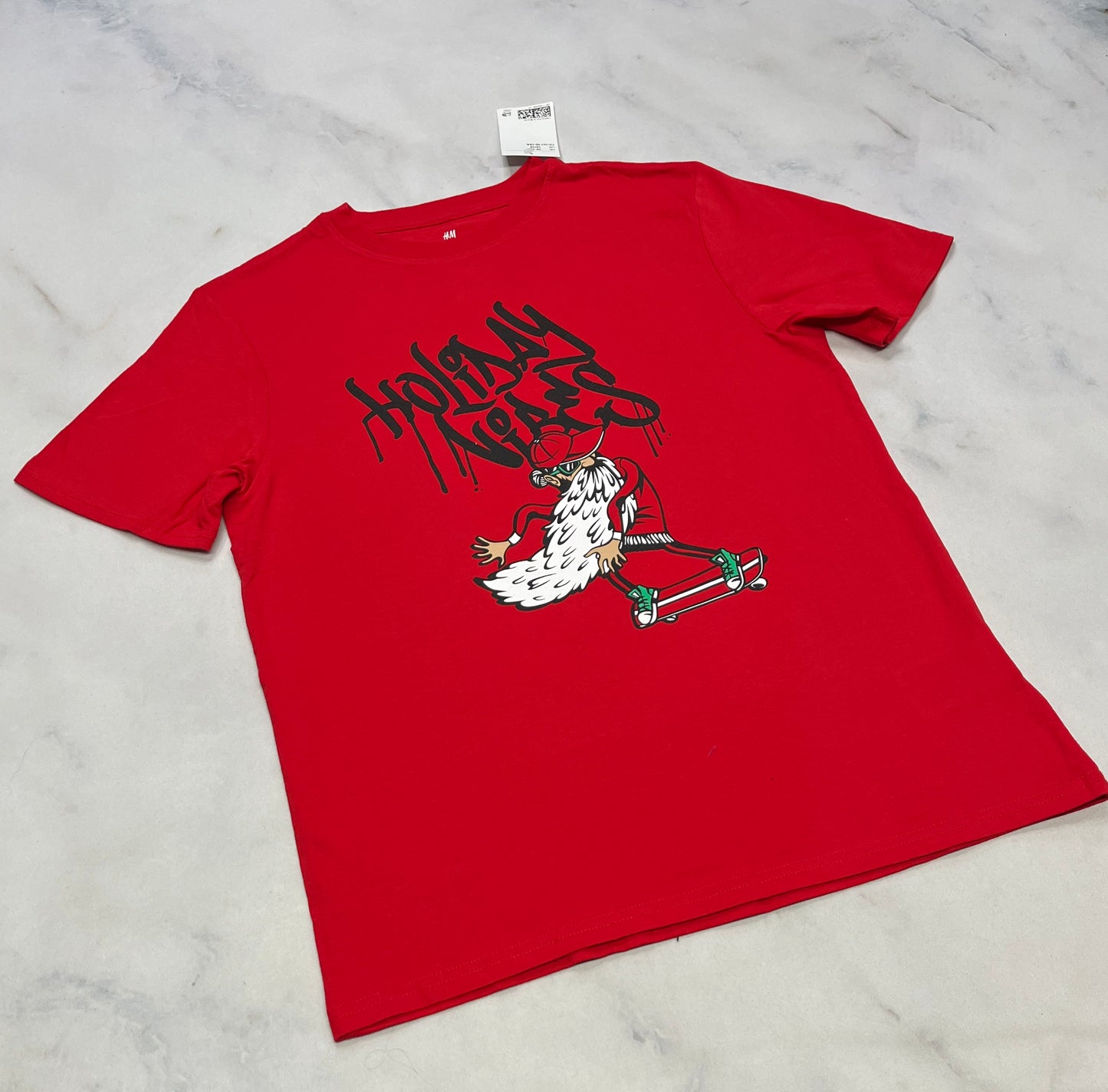 T-Shirt : Skate neuf 12 ans garçon .