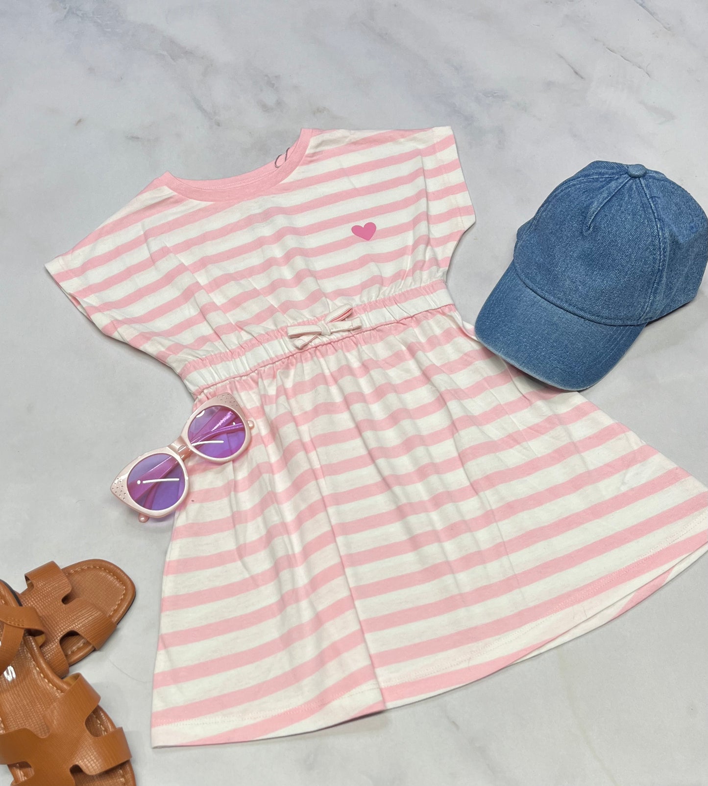 💕 Robe rayé : Tag 5(4-5 ans )confo neuve .