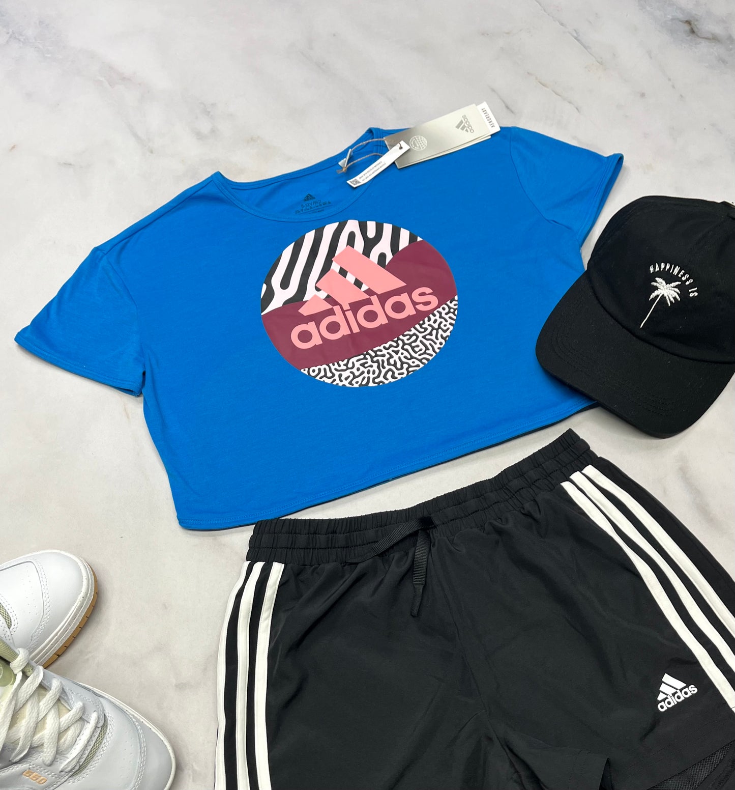 😍 Adidas : Manche courte bleu look écourté 10-12 ans fille neuf !