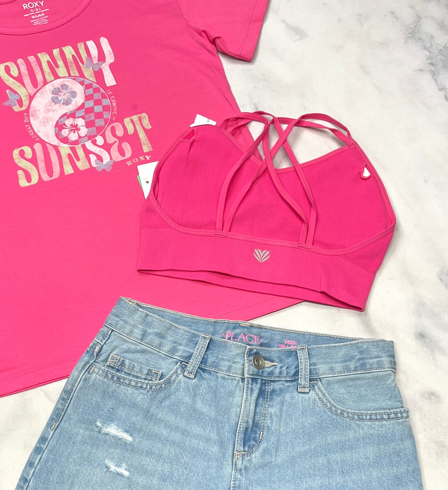 đź’• Top rose : en tissu de sport stretch ( pad.amovible ). Fait 12 ans fille neuf !