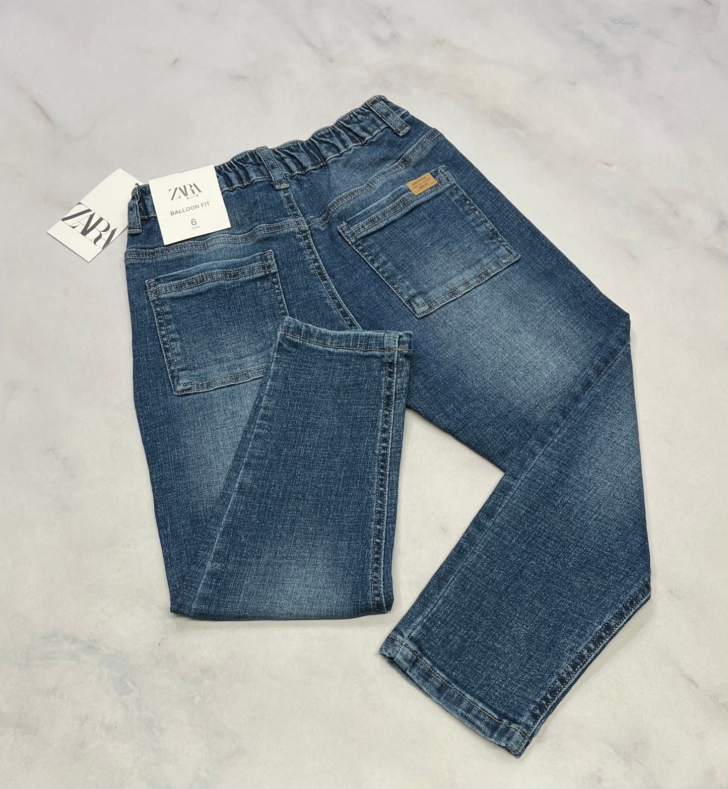 Zara : jeans taille élastique balloon fit. Superbe neuf! 6(5-6 ans ) neuf!