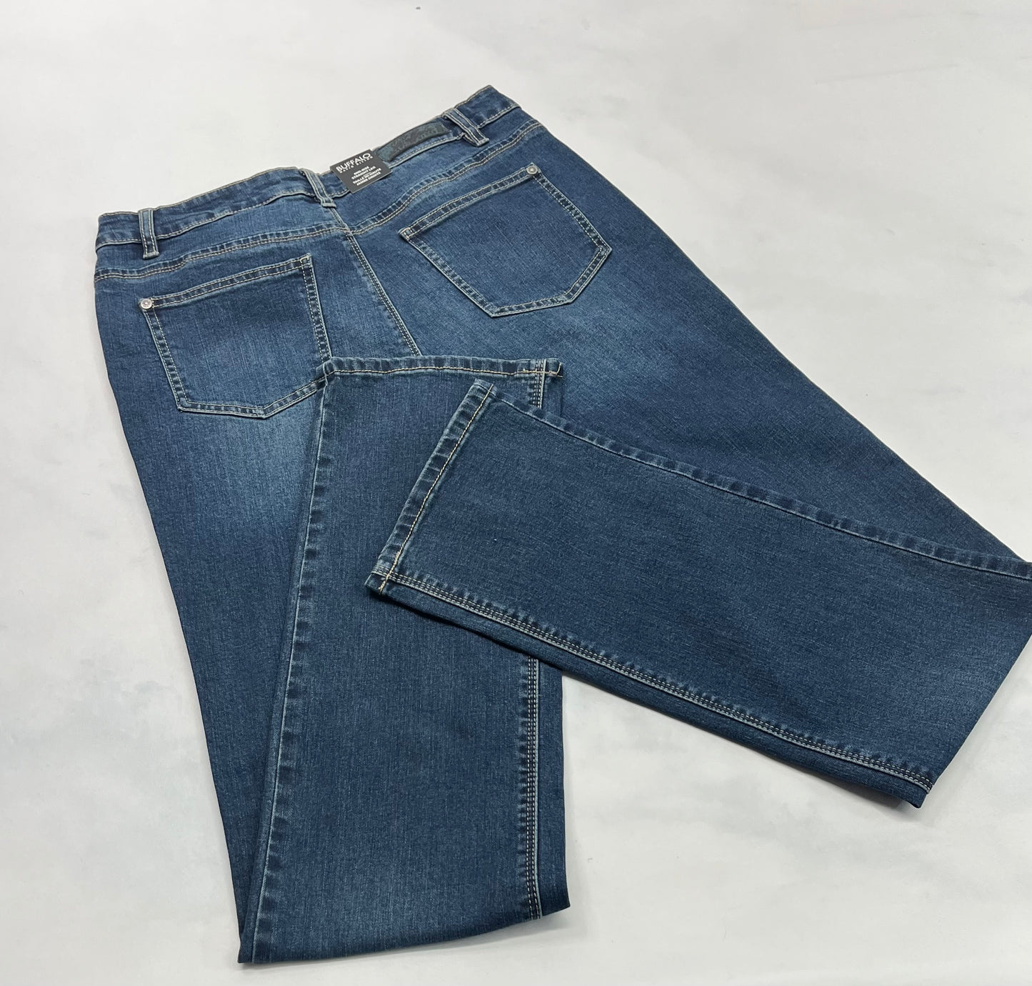 Buffalo : Jeans jambe droite et taille mi- haute neuve ! 8(7-8 ans femme ) 32 de longueur .