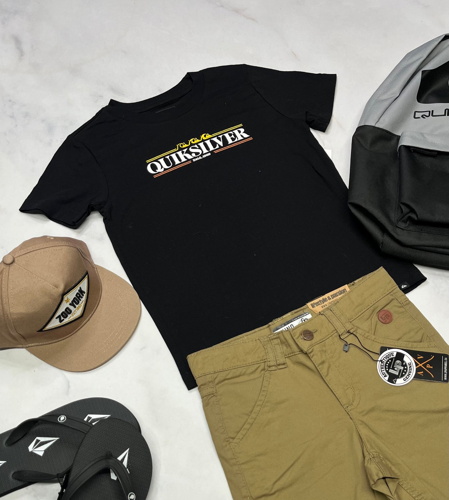🛹 Manche courte : Quiksilver 7 ans garçon neuf !