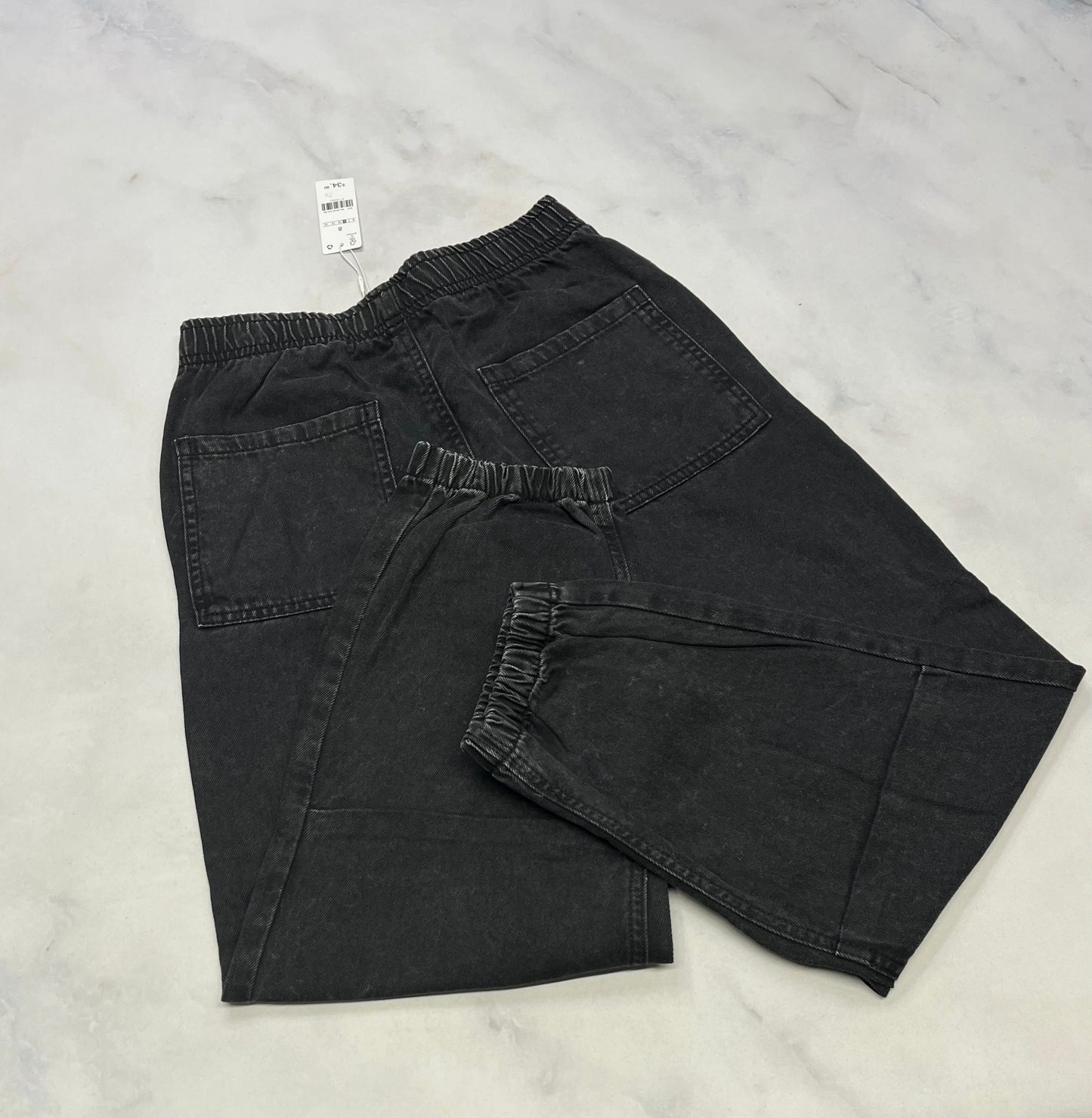 Jeans gris/ noir : taille et bas élastique neuf !