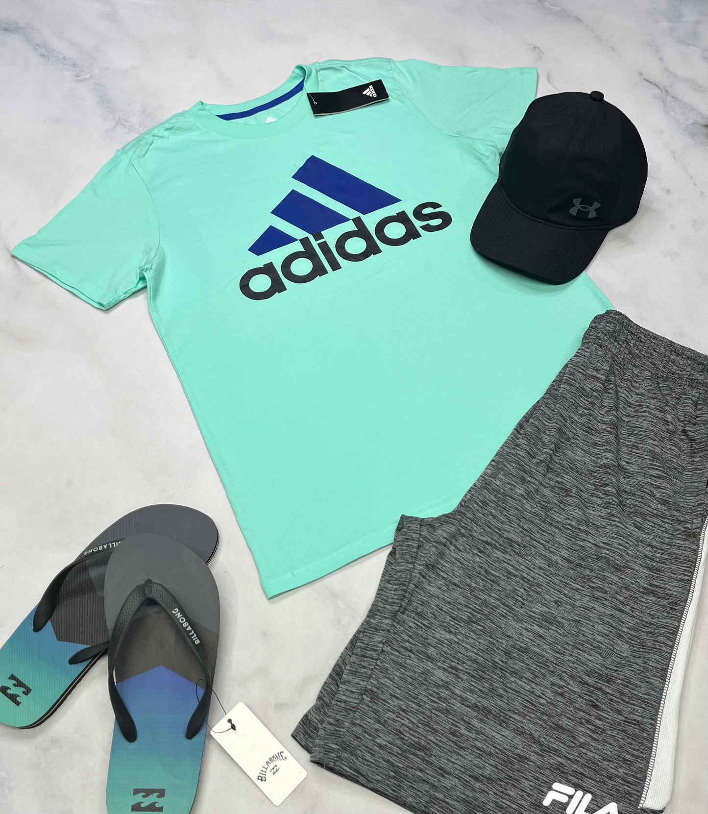 đ€© T-Shirt : Adidas 18-20 ans garçon neuf !