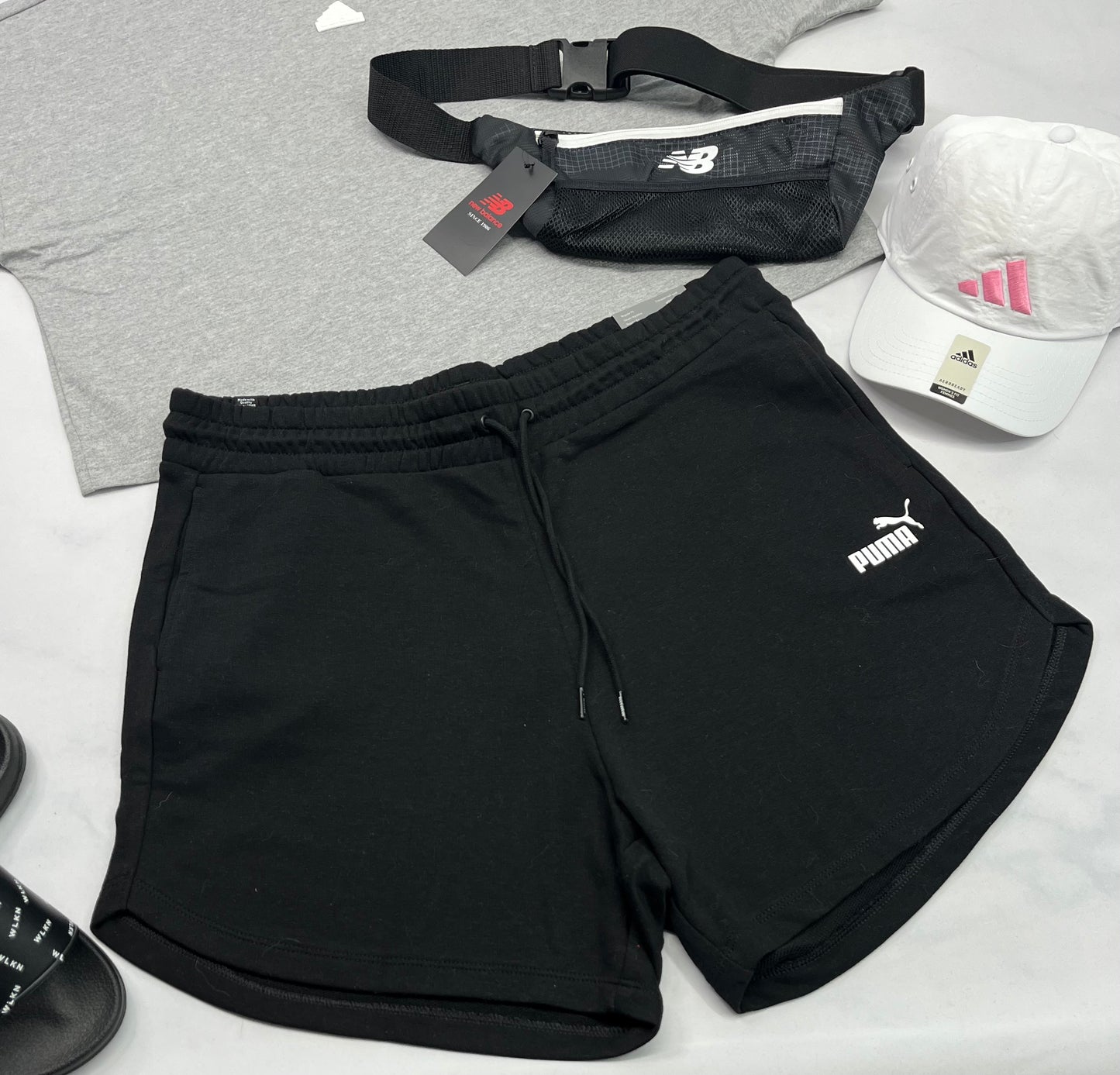 🩵 Short ouaté : noir Puma XL / femme neuve! Taille haute qualité ++ .