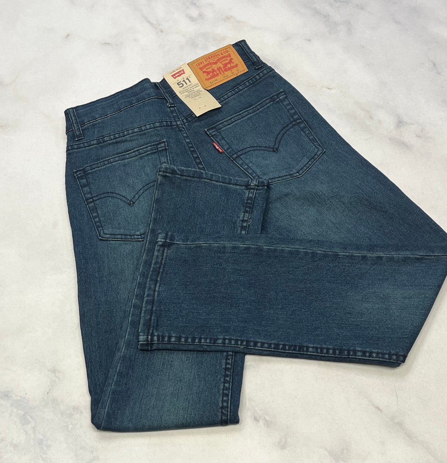 Levis : Jeans bleu / fille ajustable neuve ! 8 et 10 ans