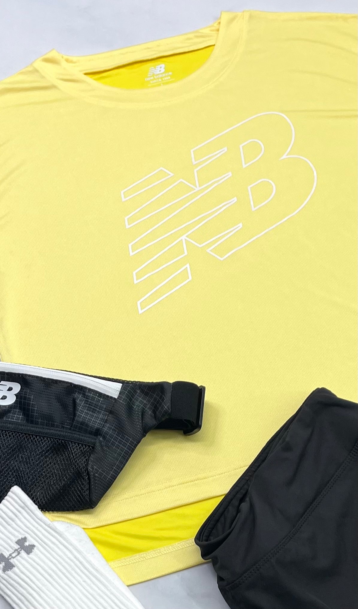 ☀️ Manche courte : New Balance en tissu de sport qui ne décolore pas . L/ femme coupe confo neuf !