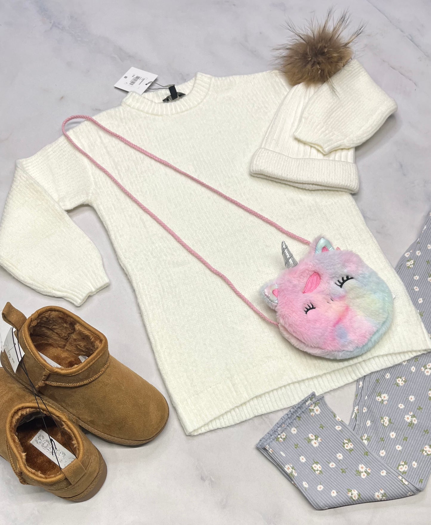 ❄️ Robe en tricot : hyper douce , manche ballon . Couleur crème 5 ans fille . Stretch de partout .