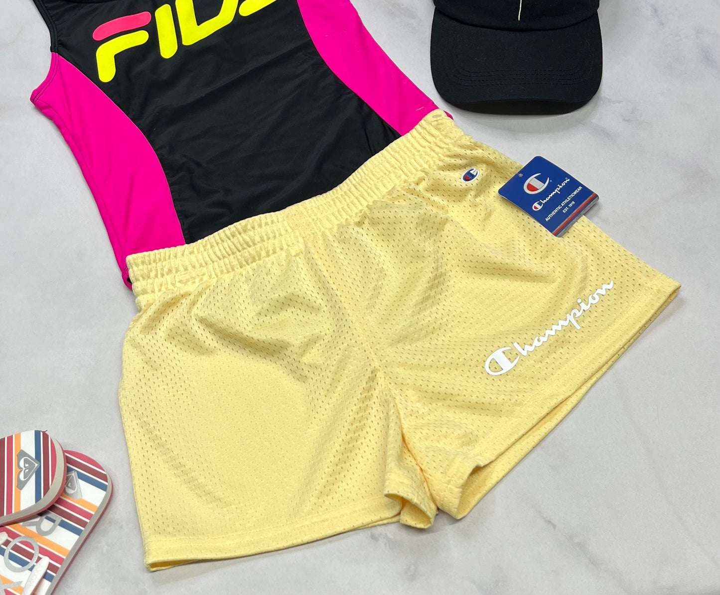 ☀️ Short : Champion en tissu de sport L/14 ans fille neuve !