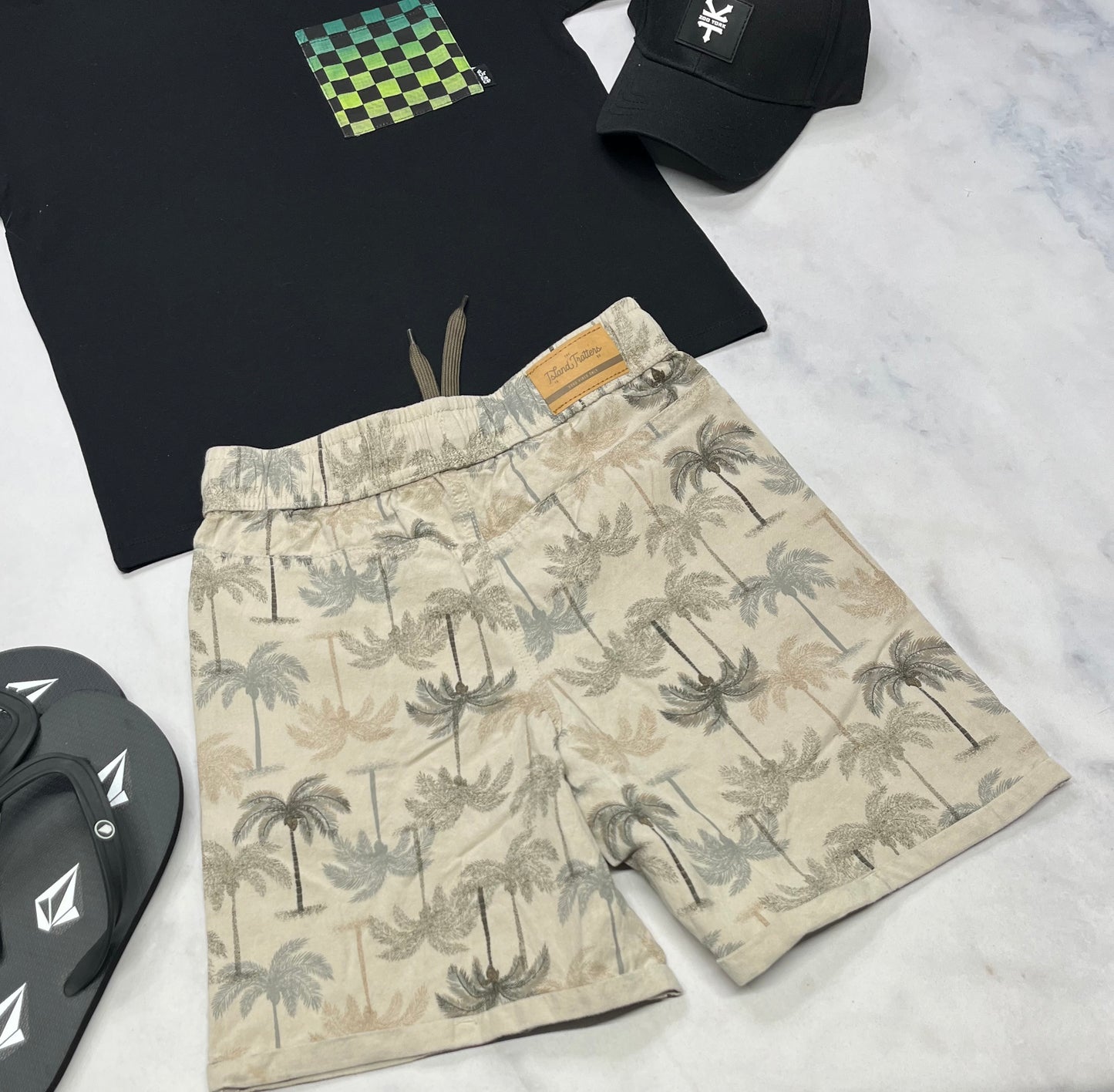 🌴 Bermuda : look lin ultra mou confo ! Island 10(9-10 ans ) garçon neuf !